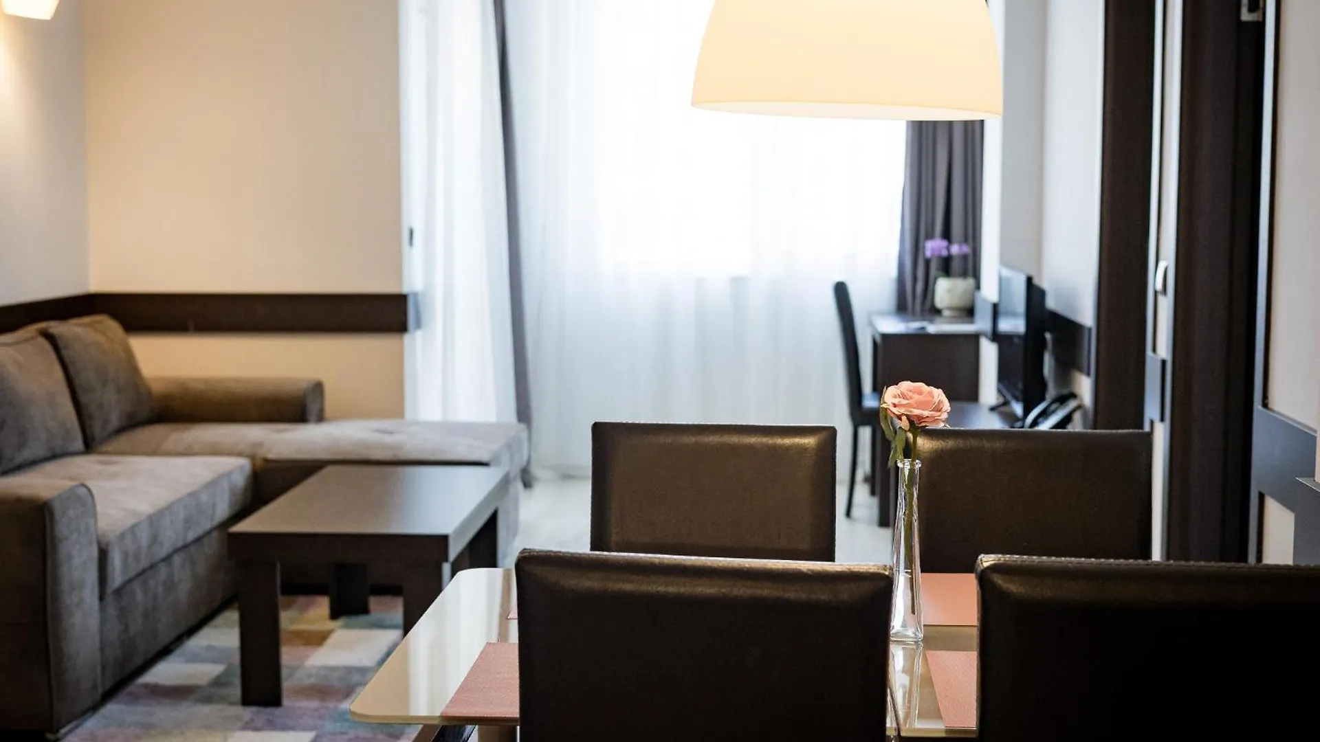 Grami Hotel Sofia 4*,